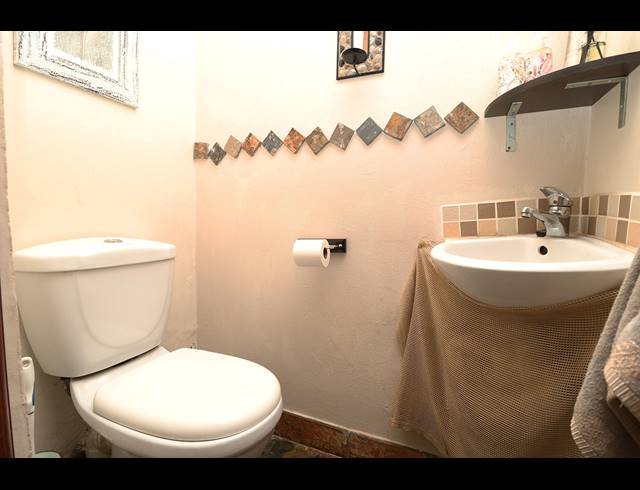 3 BEDROOM HOUSE FOR SALE IN KENSINGTON
